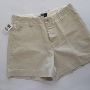 GAP "Clean Cut" Shorts NWT